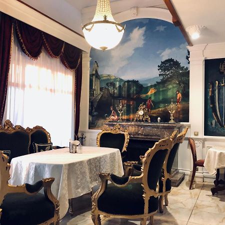 Palazzo Wellness Villa エゲル エクステリア 写真